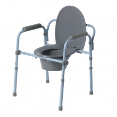 Chaise percée avec contour de toilette